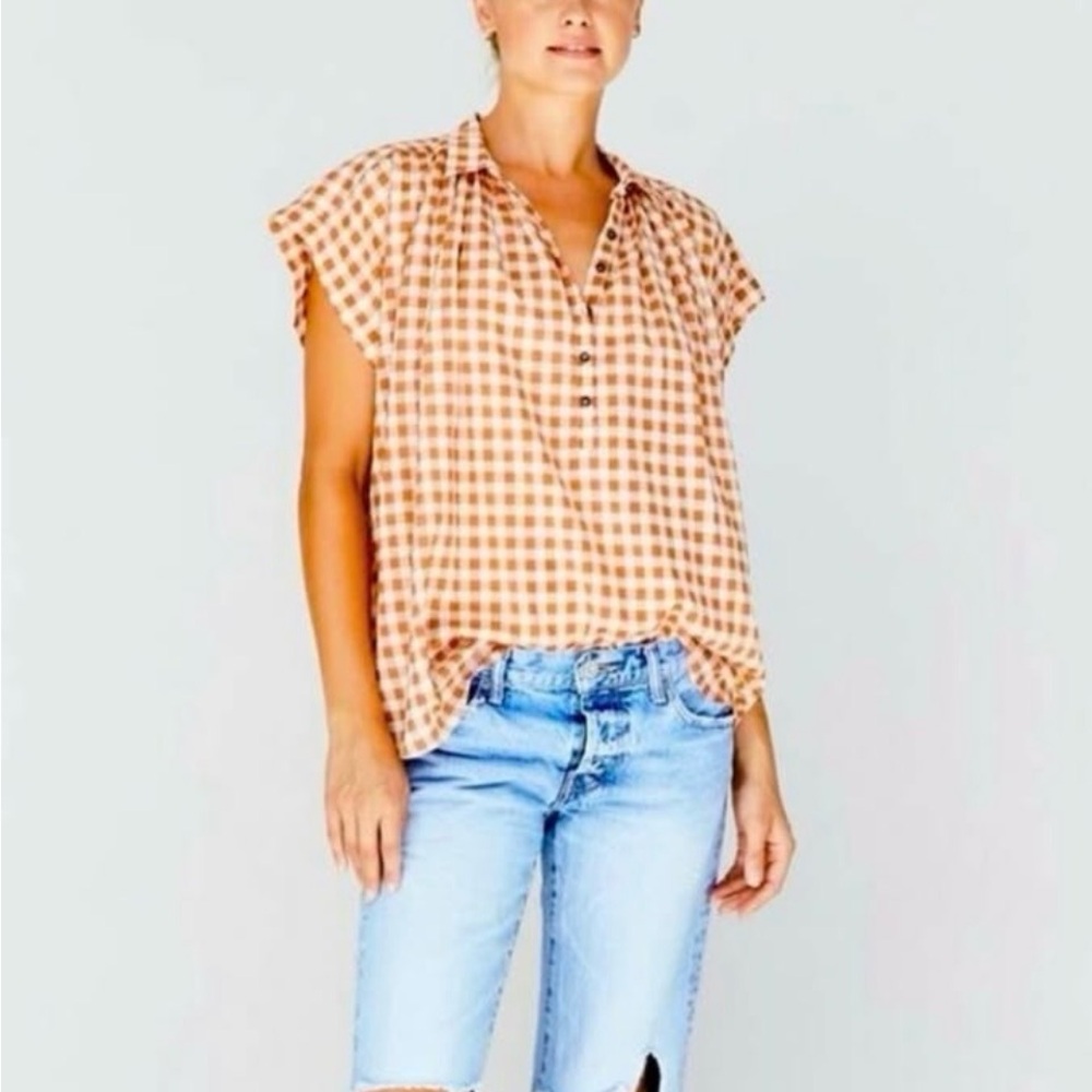 Acacia Max Top in Sunday - Picture 3 of 6